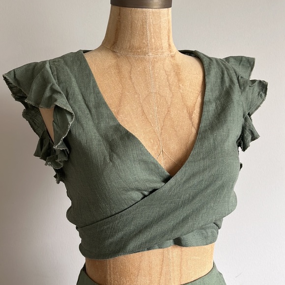 White Fox Set - Picture 2 of 10